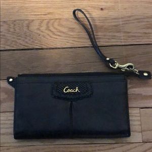 LIKE NEW COACH Wristlet